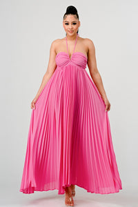 Flowy pleated design for an elegant and graceful look