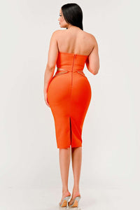 Coral Elegance Chain Dress | ESTIMATED SHIPPING DATE (04/30/2024) - ATHINA