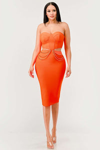 Coral Elegance Chain Dress | ESTIMATED SHIPPING DATE (04/30/2024) - ATHINA